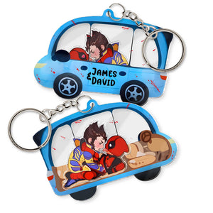 Colorful 3-layered shaking superhero keychain featuring playful superhero designs in a car shape