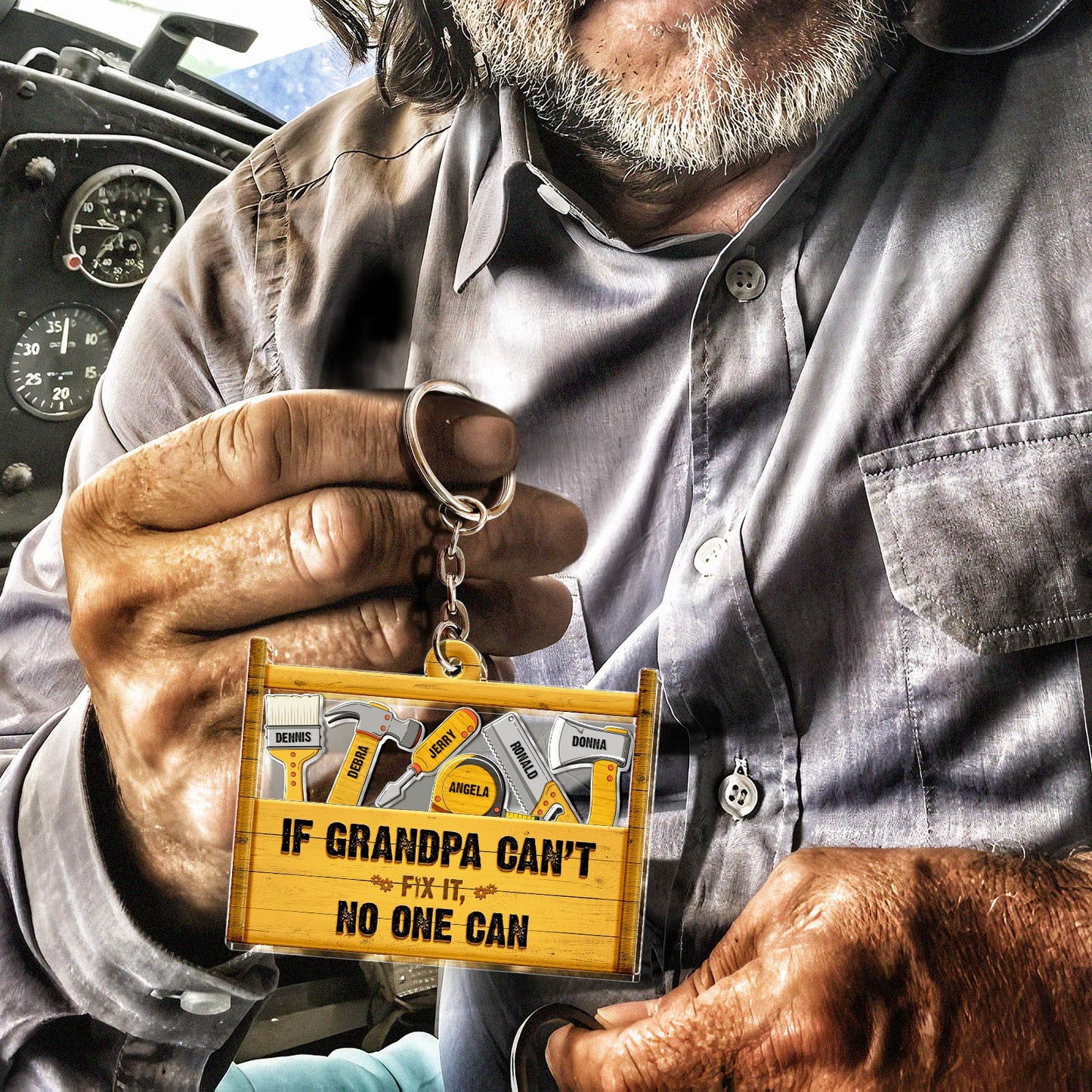 Father - Dad/Grandpa's Toolbox - Personalized 3-Layer Shaking Keychain