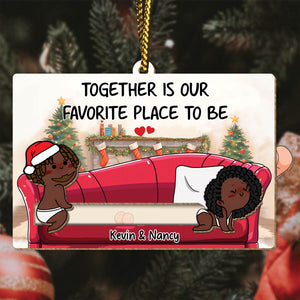 365Gifty personalized couple ornament with cartoon couple on red couch and holiday message