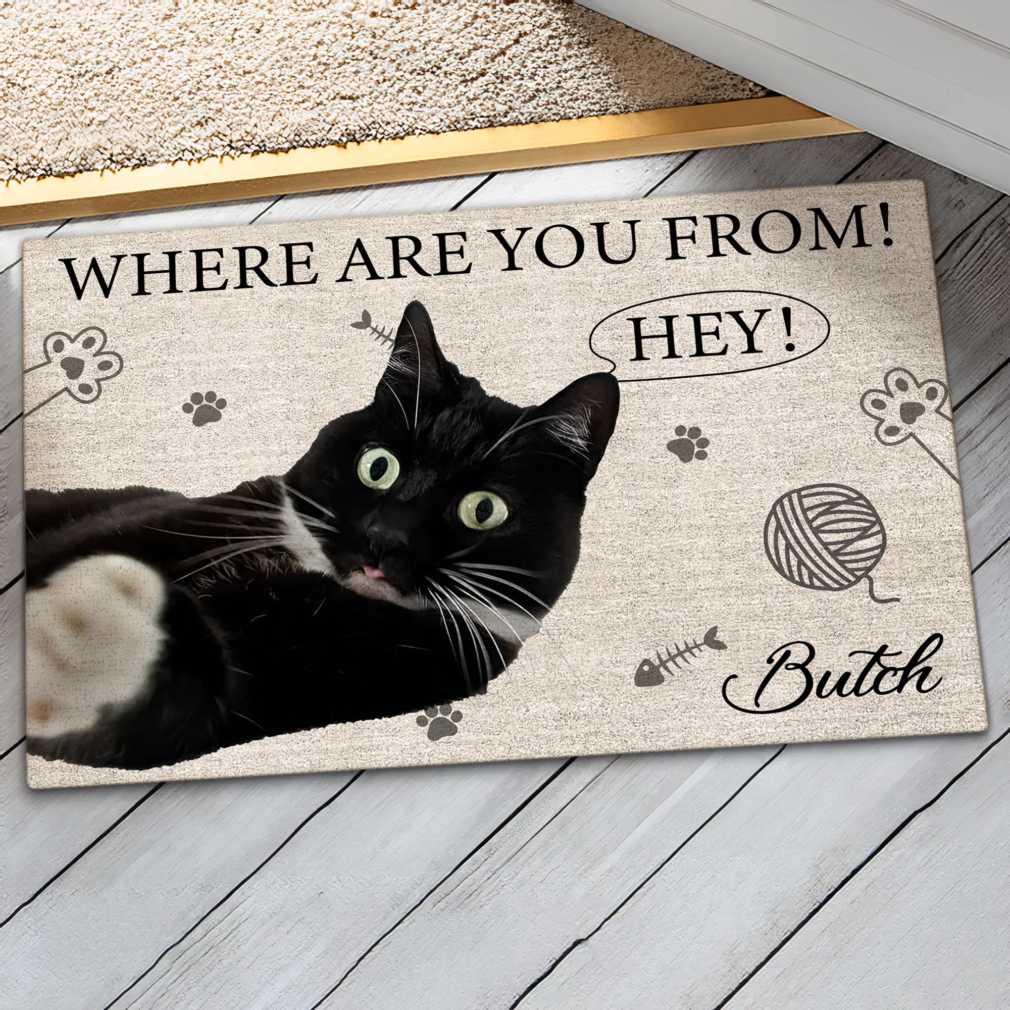 Personalized cat doormat featuring a playful cat image and custom message for a warm welcome