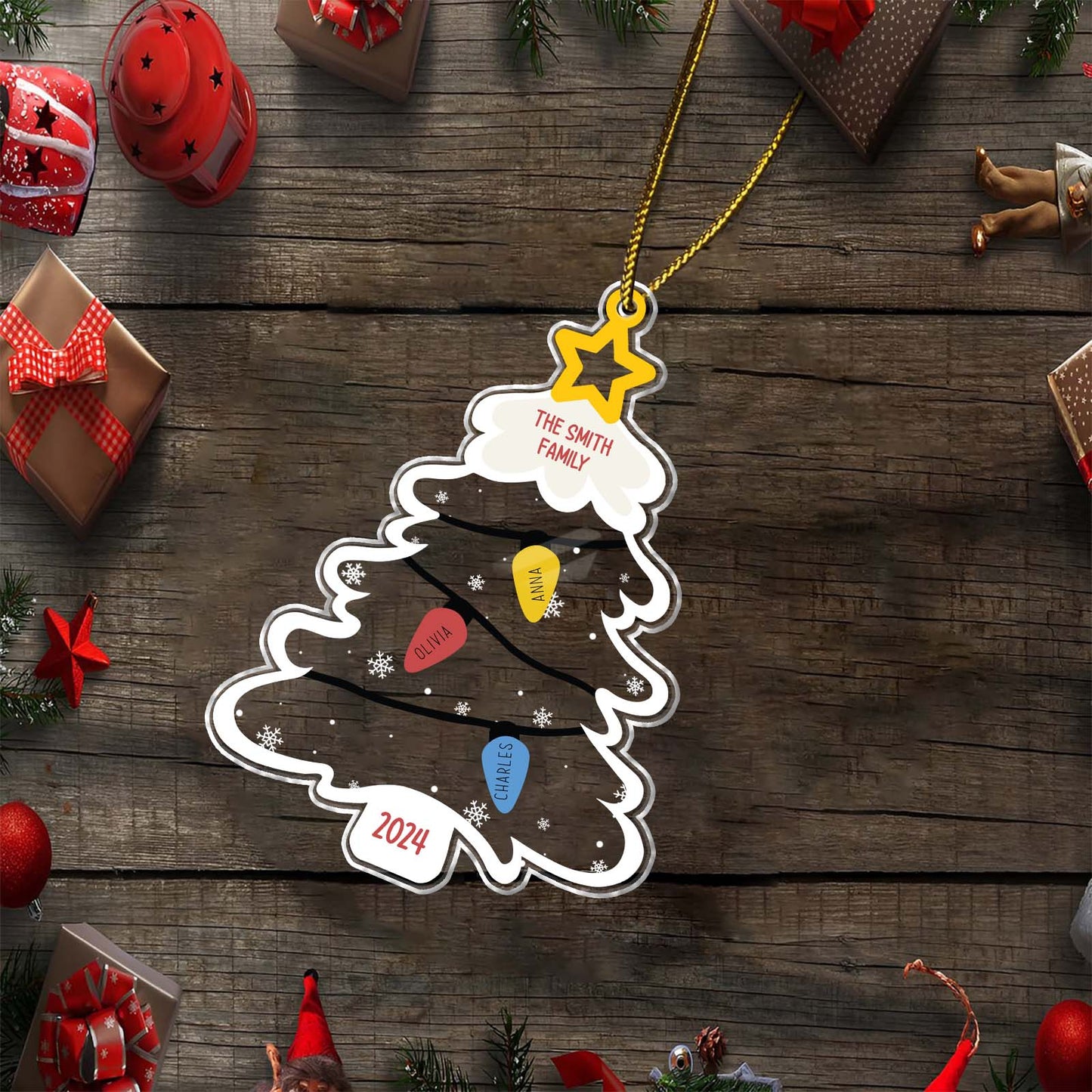 365Gifty personalized Christmas ornament shaped like a tree with family names and year 2024