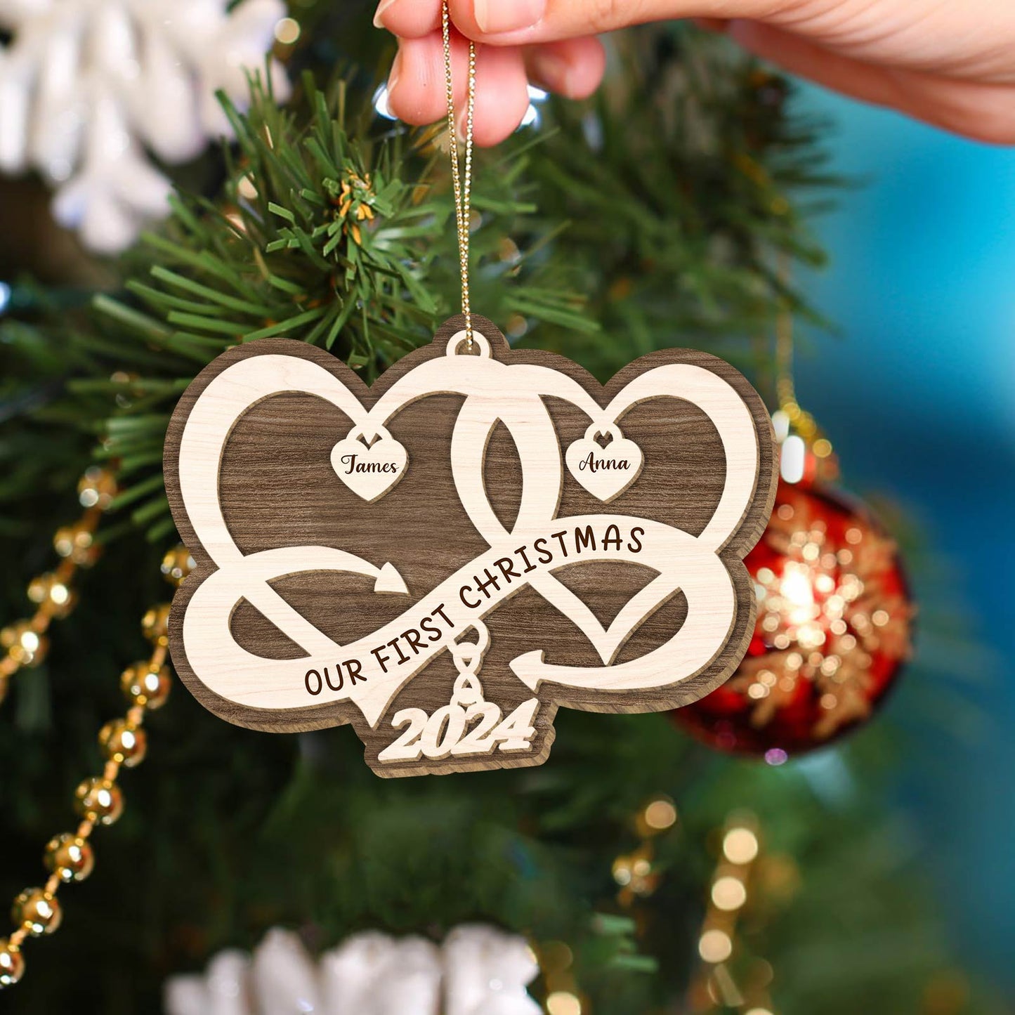 365Gifty personalized couple Christmas ornament with interlocking hearts and names James and Anna