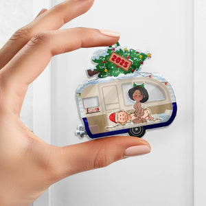 Personalized couple keychain featuring a festive camper design with holiday decorations