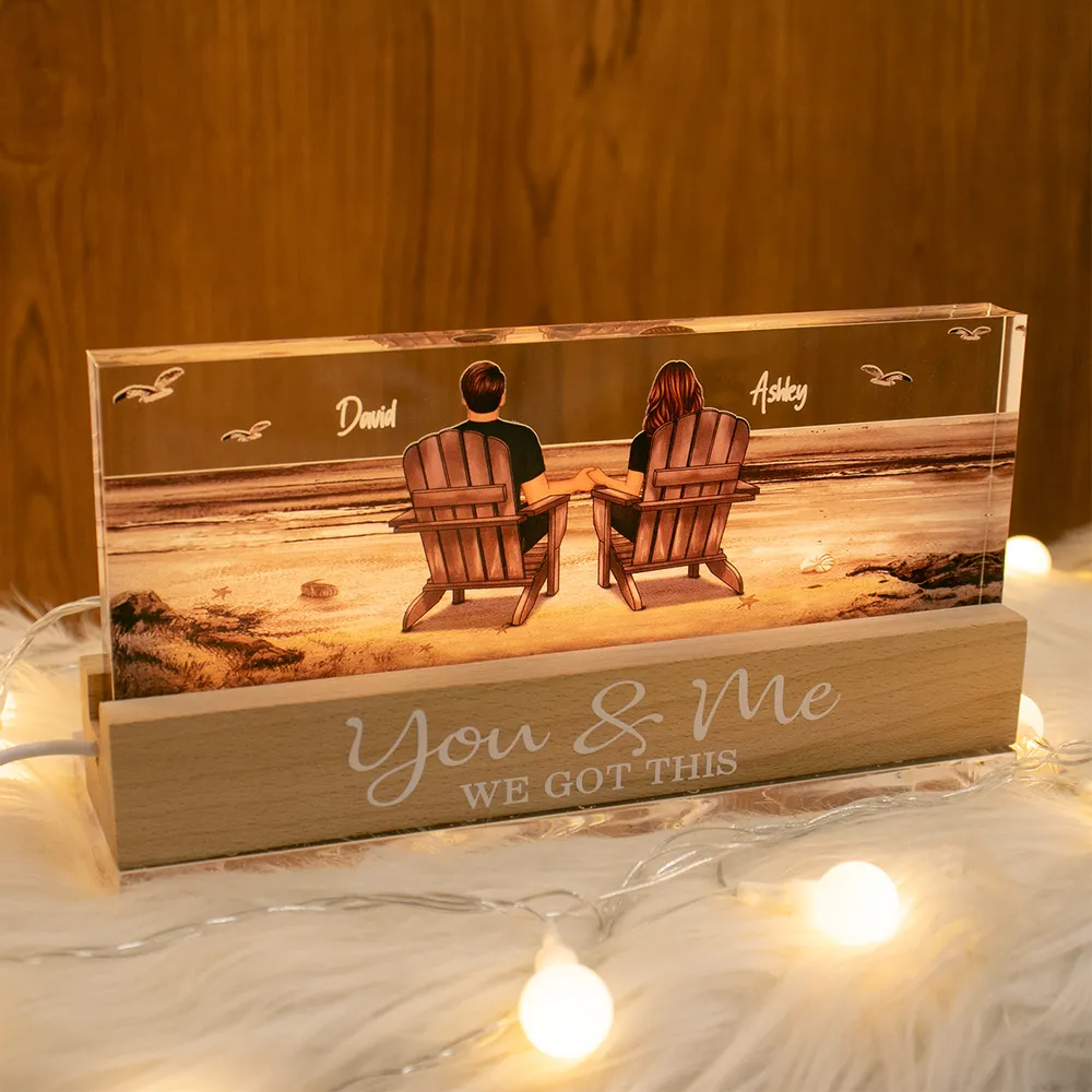 365Gifty personalized couple LED night light showing a couple sitting on beach chairs with names and You and Me engraving
