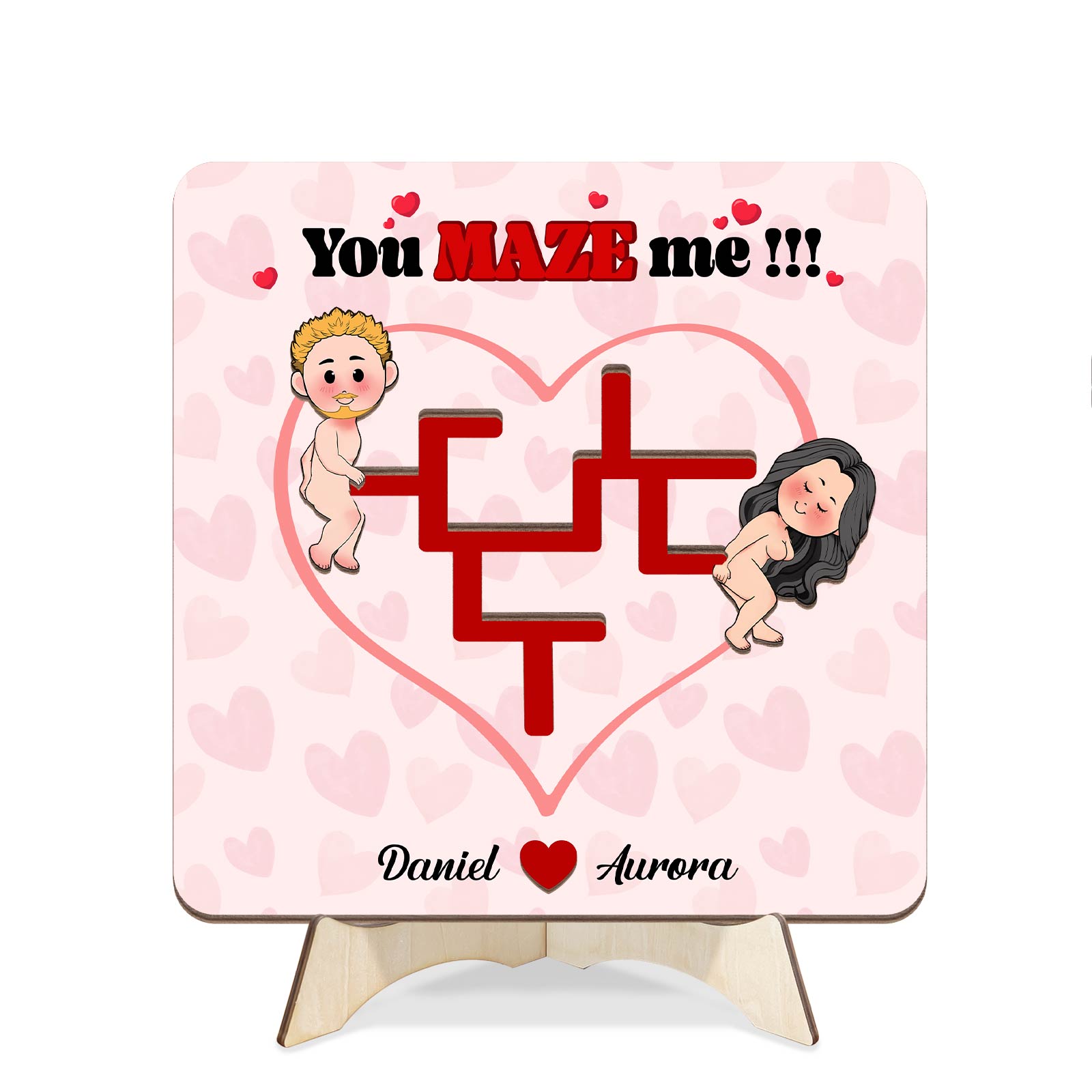 365Gifty personalized couple maze plaque with heart maze design and cartoon couple on wooden stand