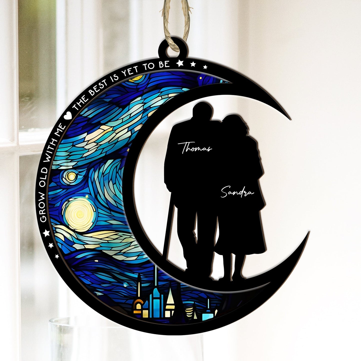 365Gifty personalized couple suncatcher ornament with a romantic moon design and custom names Thomas and Sandra