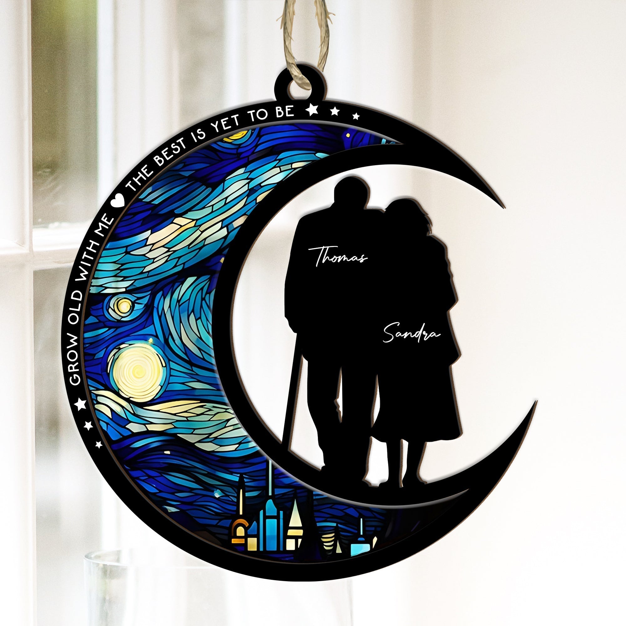 365Gifty personalized couple suncatcher ornament with a romantic moon design and custom names Thomas and Sandra