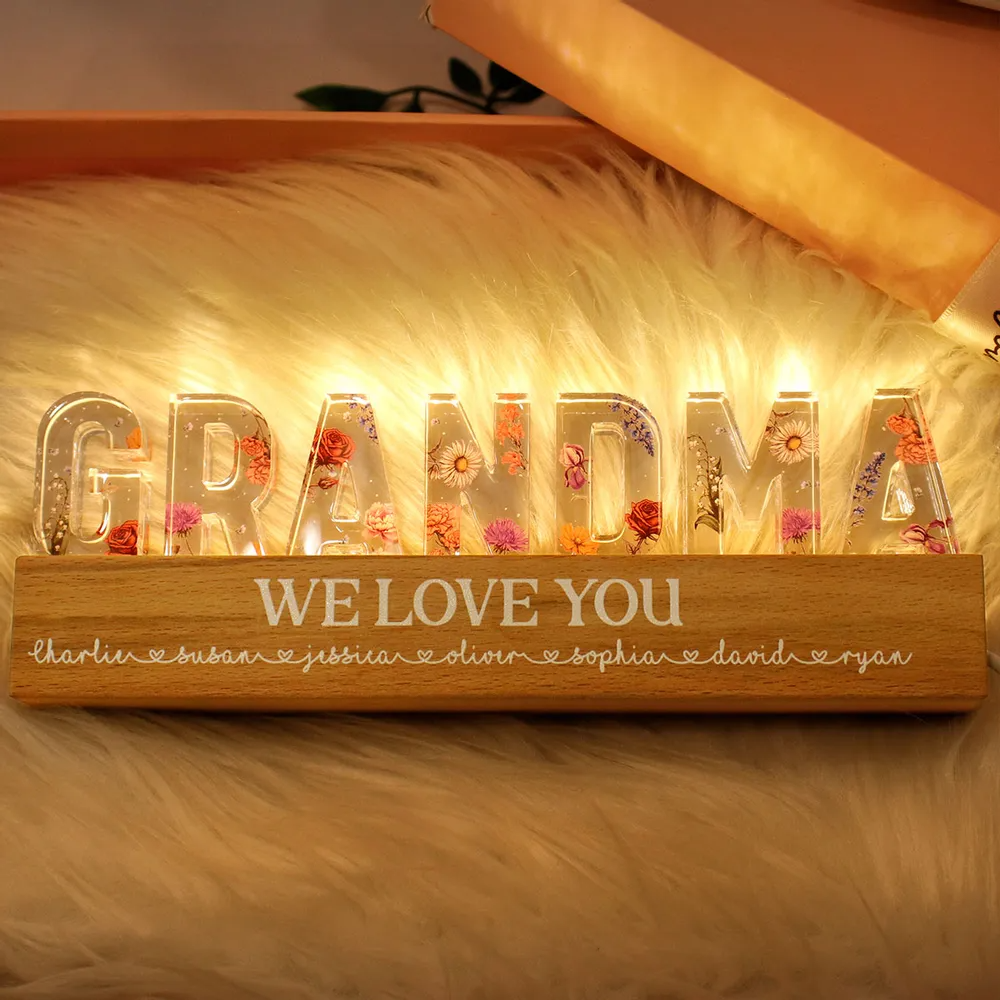 Personalized mom birth LED Light with floral decorations and heartfelt message for a special touch