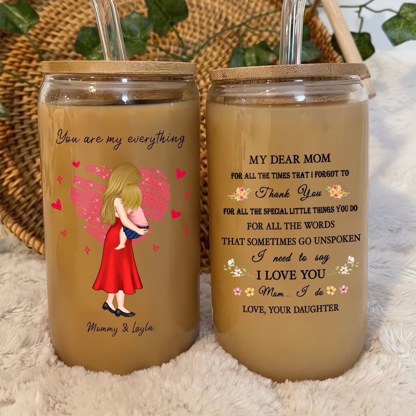Personalized mom can glass featuring heartfelt messages and illustrations for special occasions
