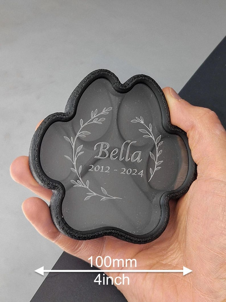 Personalized Paw-Shaped Pet Fur Keepsake - Pet Lover