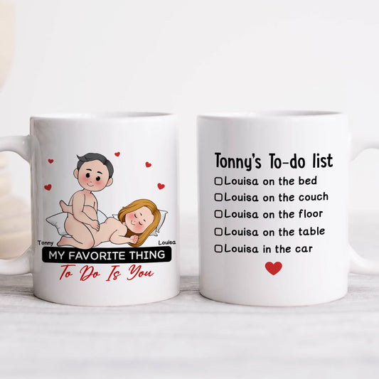 365Gifty personalized couple mugs set showing cartoon couple on one mug and playful to do list on the other