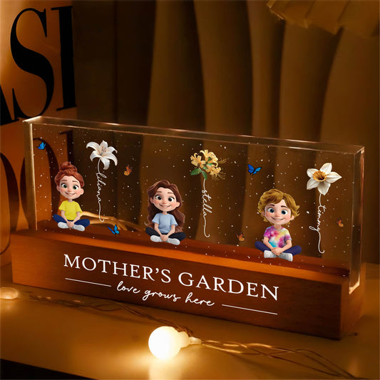 Family - Mom/Grandma‘s Garden, Love Grows Here - Personalized LED Night Light
