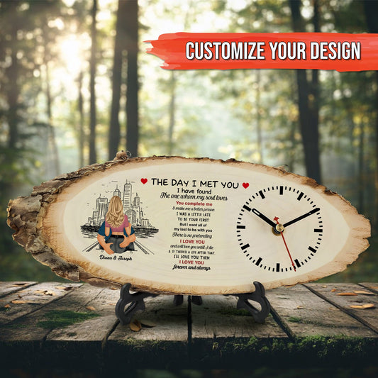 Couple - The Day I Met - Personalized Wooden Clock
