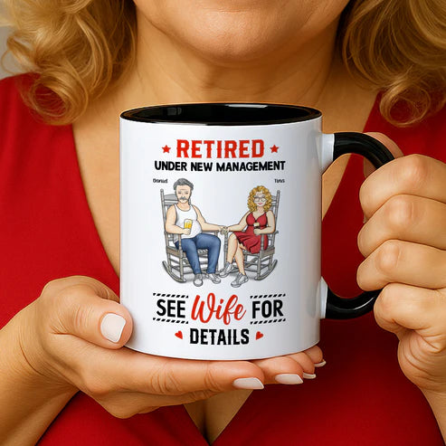 365Gifty personalized retirement mug for couples showing cartoon husband and wife in rocking chairs