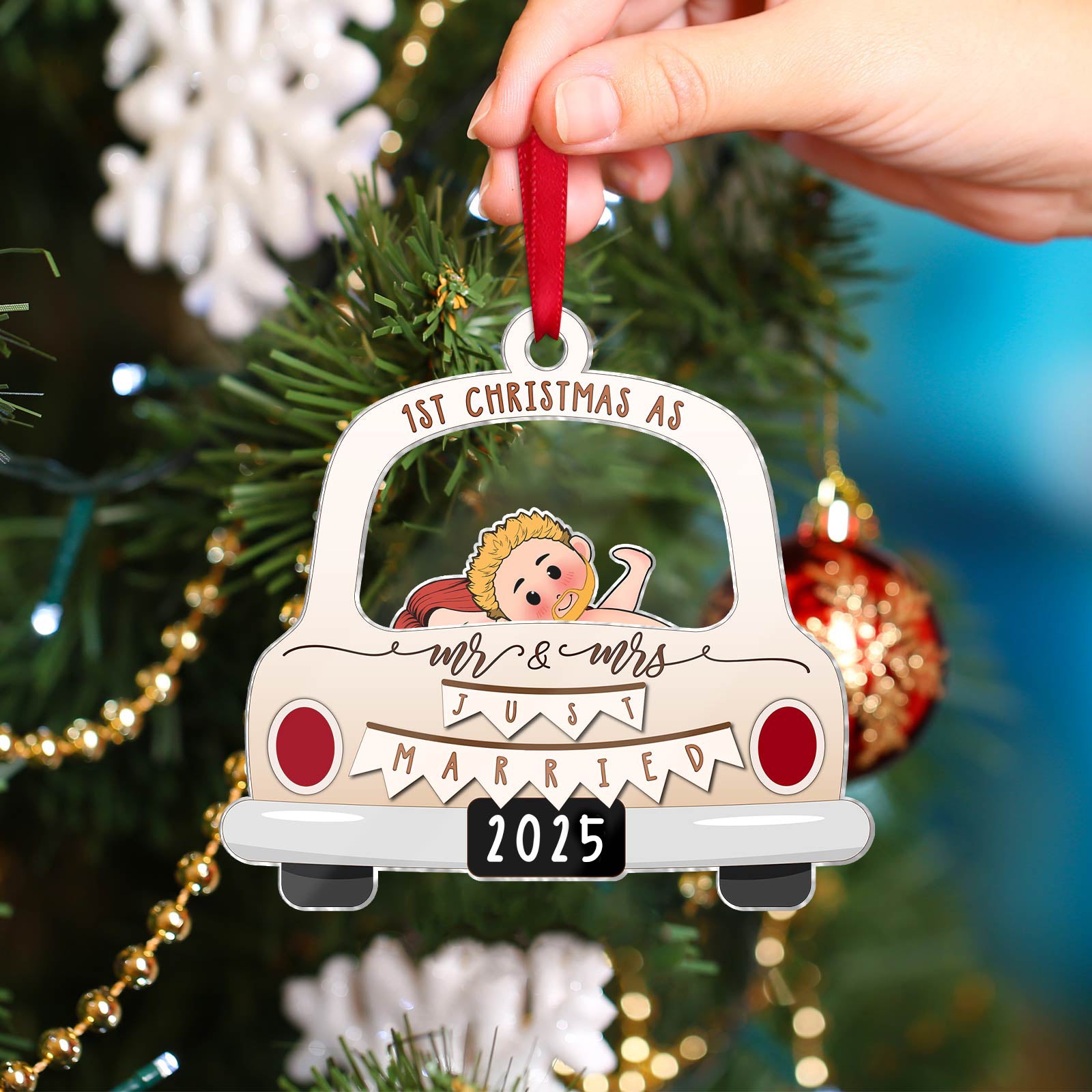2025 Mr and Mrs Just Married Christmas Ornament in a Vintage Car for Newlyweds
