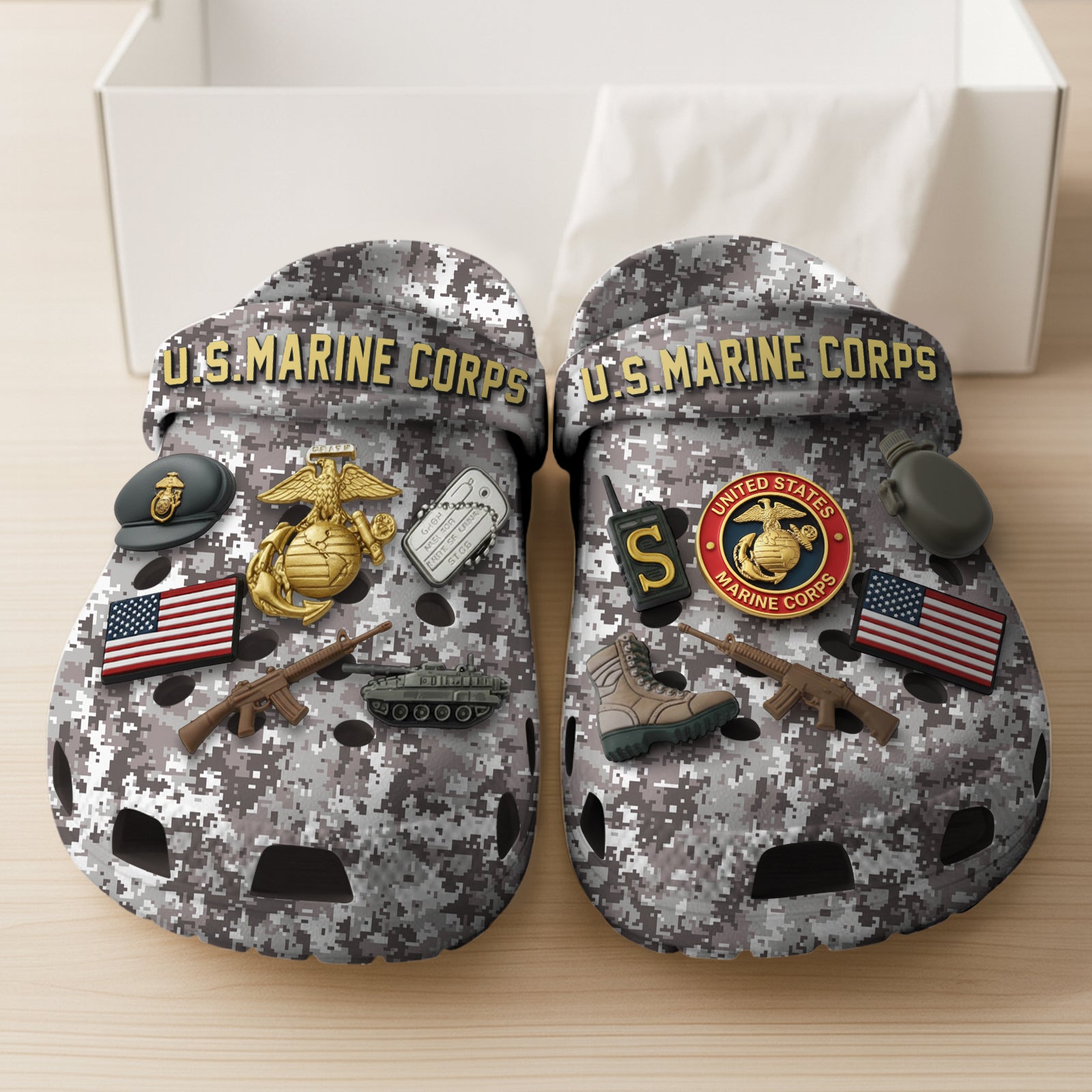 US Marine Corps Military Style Clogs with Badge/Insignia Charms