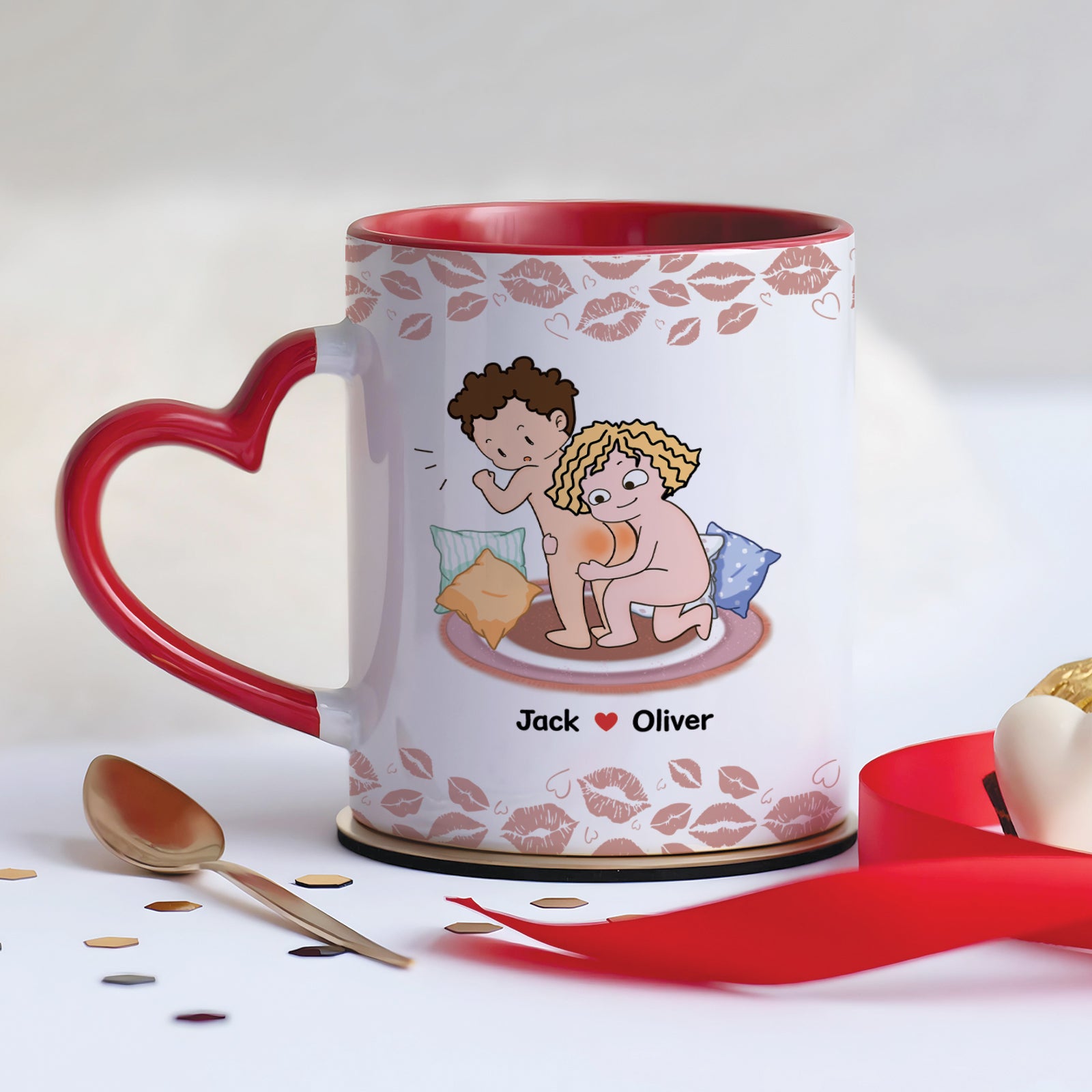365Gifty personalized couple mug with cartoon couple design and heart-shaped handle in red