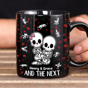 Black personalized couple mug with cartoon skeleton couple and red hearts and kisses design