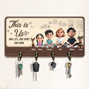 Personalized family key holder featuring cartoon family characters and key hooks for home organization