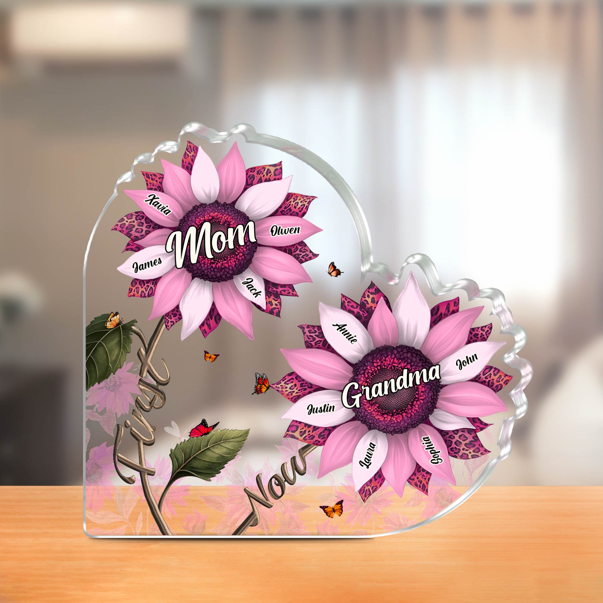 Personalized mom acrylic plaque featuring floral design and custom names for a heartfelt gift