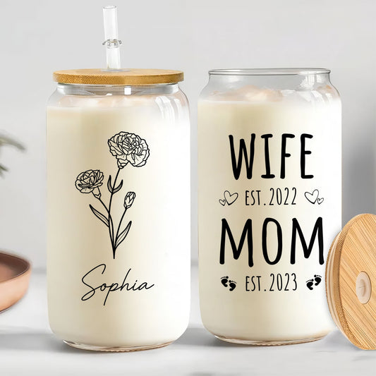 Personalized Mother's Day glass can with floral design and custom name for a special gift