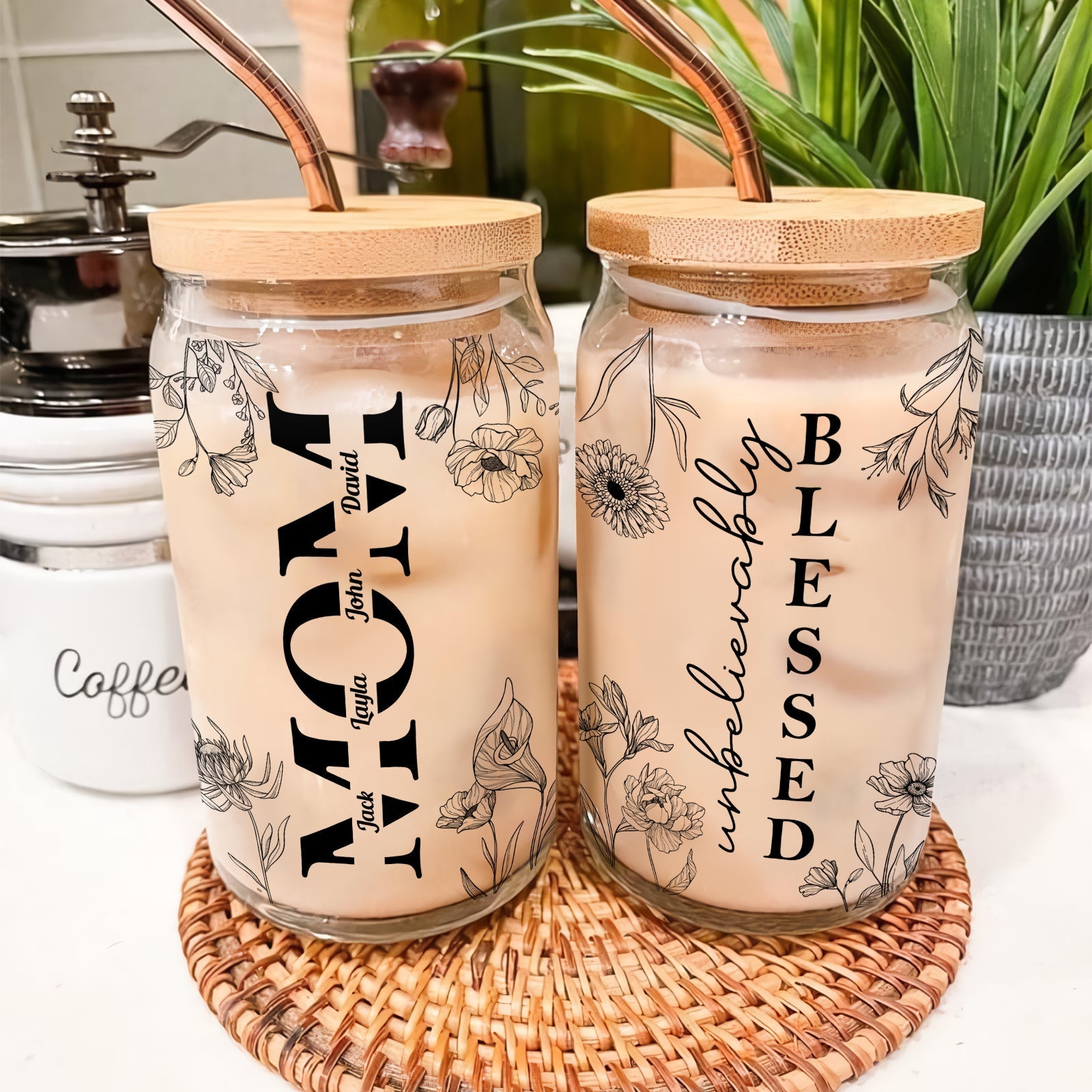 Personalized Mother's Day glass can with floral design and bamboo lid for a special gift